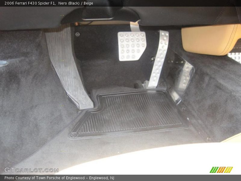 Nero (Black) / Beige 2006 Ferrari F430 Spider F1