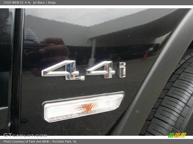 Jet Black / Beige 2006 BMW X5 4.4i