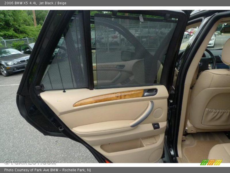Jet Black / Beige 2006 BMW X5 4.4i