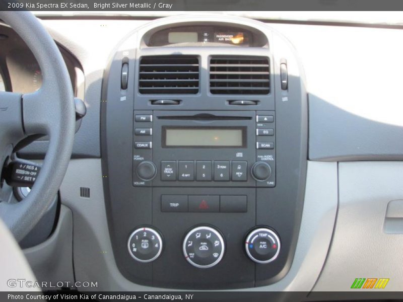 Bright Silver Metallic / Gray 2009 Kia Spectra EX Sedan