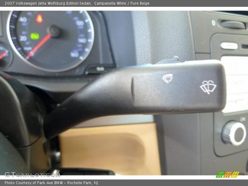 Campanella White / Pure Beige 2007 Volkswagen Jetta Wolfsburg Edition Sedan