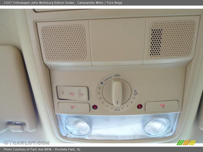 Campanella White / Pure Beige 2007 Volkswagen Jetta Wolfsburg Edition Sedan
