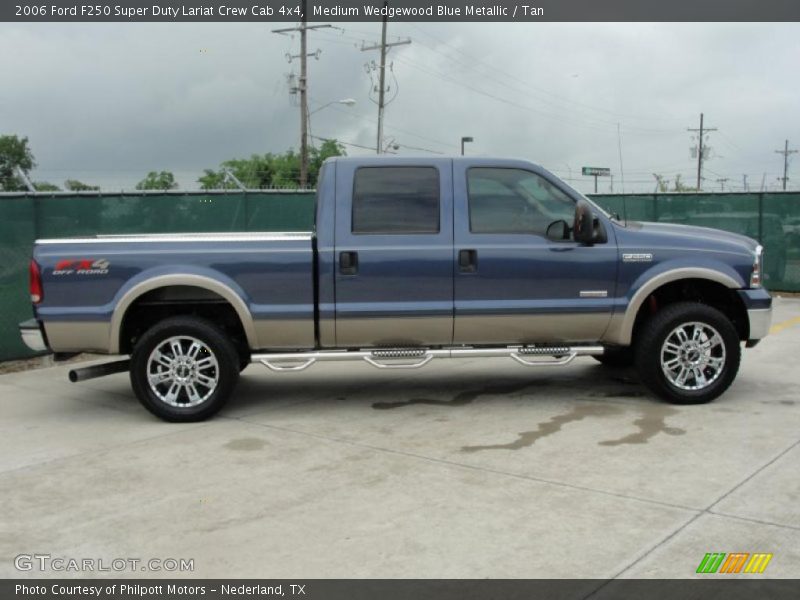 Medium Wedgewood Blue Metallic / Tan 2006 Ford F250 Super Duty Lariat Crew Cab 4x4