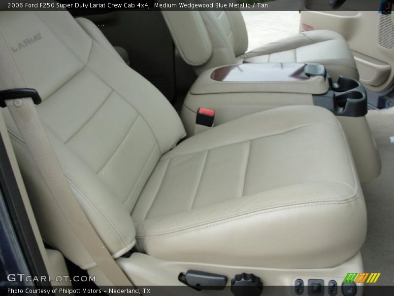 Medium Wedgewood Blue Metallic / Tan 2006 Ford F250 Super Duty Lariat Crew Cab 4x4