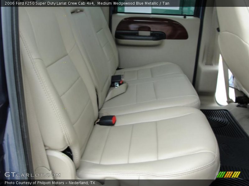 Medium Wedgewood Blue Metallic / Tan 2006 Ford F250 Super Duty Lariat Crew Cab 4x4