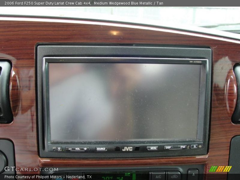 Medium Wedgewood Blue Metallic / Tan 2006 Ford F250 Super Duty Lariat Crew Cab 4x4