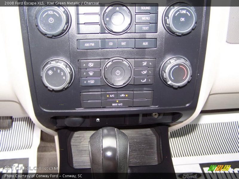 Kiwi Green Metallic / Charcoal 2008 Ford Escape XLS