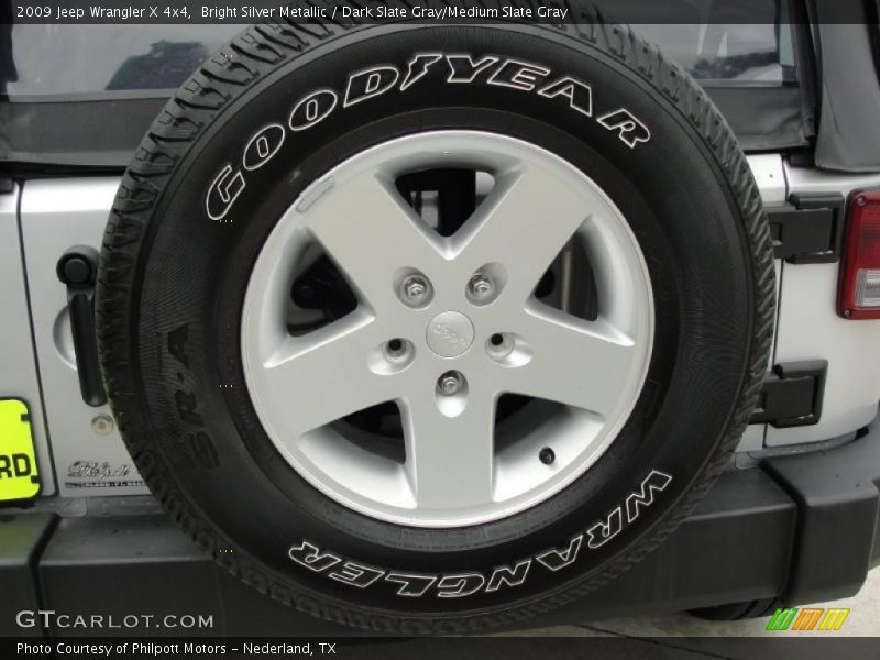 Bright Silver Metallic / Dark Slate Gray/Medium Slate Gray 2009 Jeep Wrangler X 4x4