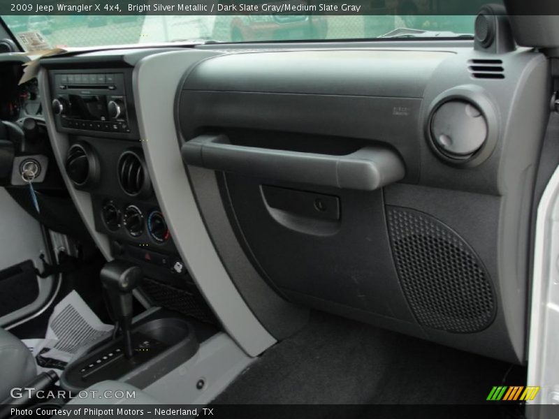 Bright Silver Metallic / Dark Slate Gray/Medium Slate Gray 2009 Jeep Wrangler X 4x4