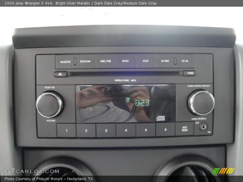 Bright Silver Metallic / Dark Slate Gray/Medium Slate Gray 2009 Jeep Wrangler X 4x4