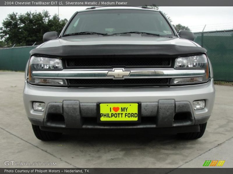 Silverstone Metallic / Medium Pewter 2004 Chevrolet TrailBlazer EXT LS