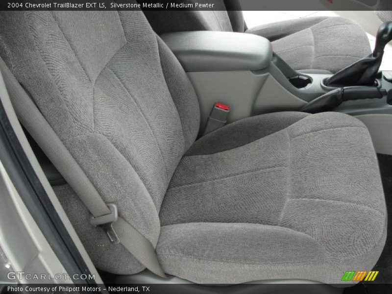 Silverstone Metallic / Medium Pewter 2004 Chevrolet TrailBlazer EXT LS