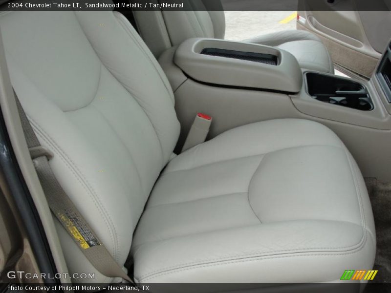 Sandalwood Metallic / Tan/Neutral 2004 Chevrolet Tahoe LT