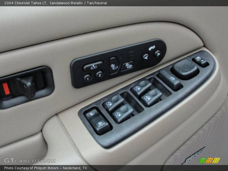 Sandalwood Metallic / Tan/Neutral 2004 Chevrolet Tahoe LT