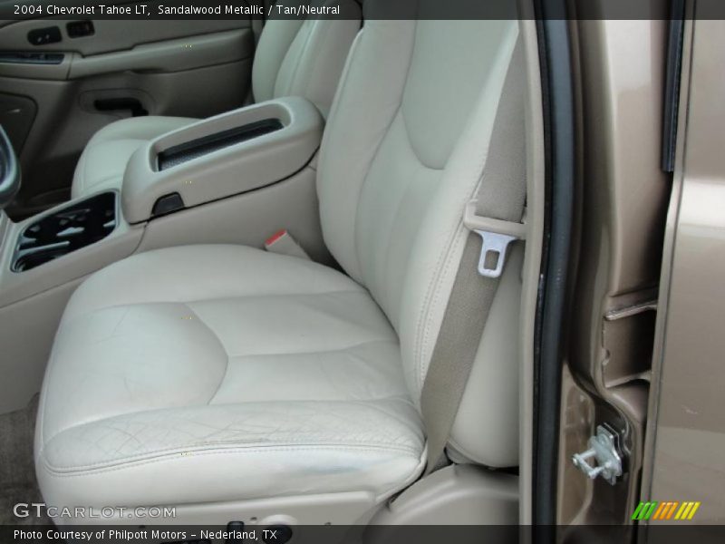 Sandalwood Metallic / Tan/Neutral 2004 Chevrolet Tahoe LT