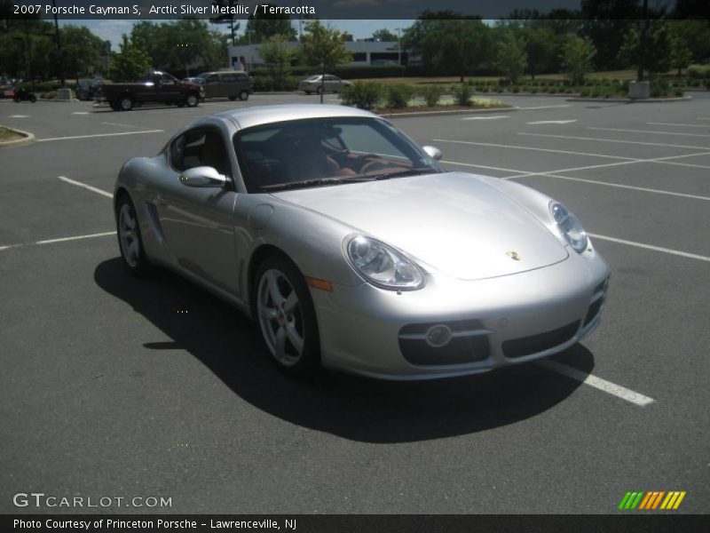 Front 3/4 View of 2007 Cayman S