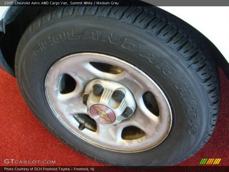 Summit White / Medium Gray 2005 Chevrolet Astro AWD Cargo Van