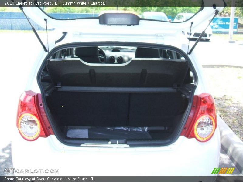 Summit White / Charcoal 2010 Chevrolet Aveo Aveo5 LT