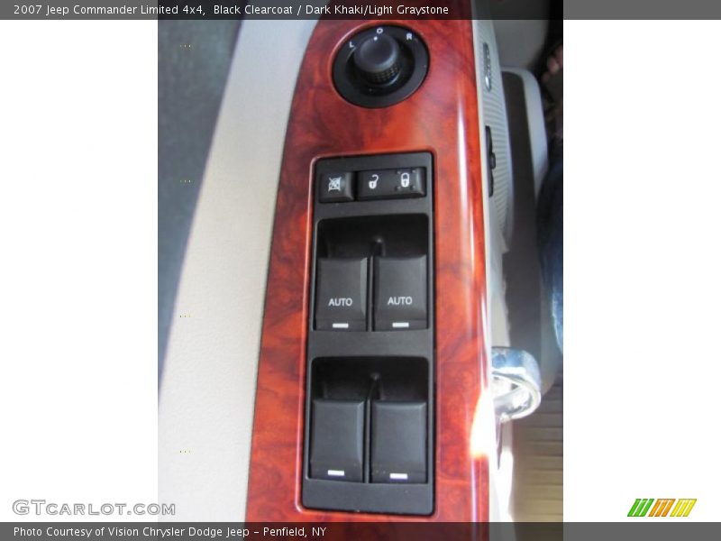 Black Clearcoat / Dark Khaki/Light Graystone 2007 Jeep Commander Limited 4x4