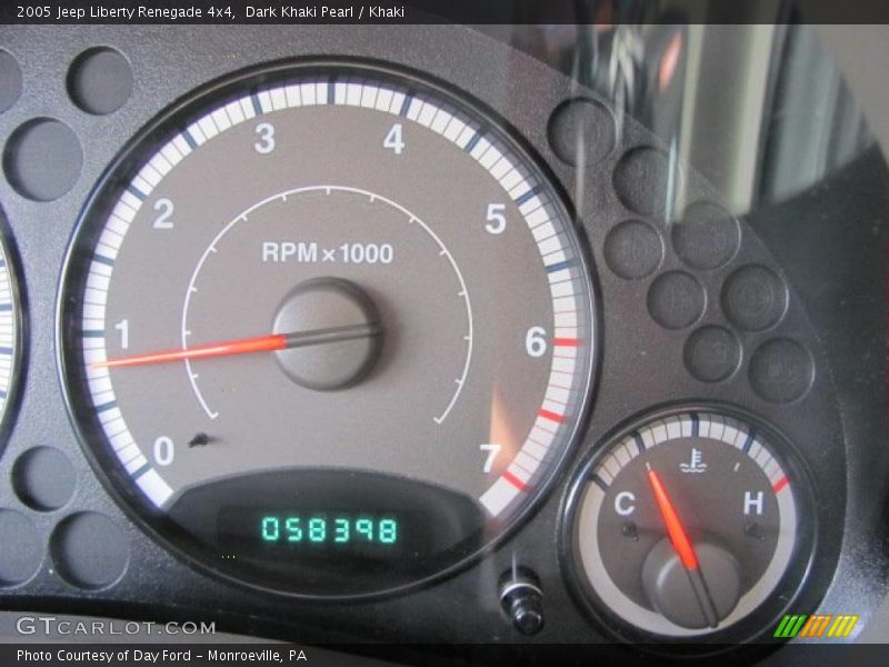 Dark Khaki Pearl / Khaki 2005 Jeep Liberty Renegade 4x4