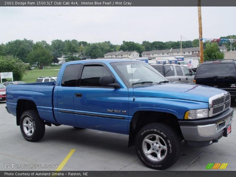 Intense Blue Pearl / Mist Gray 2001 Dodge Ram 1500 SLT Club Cab 4x4