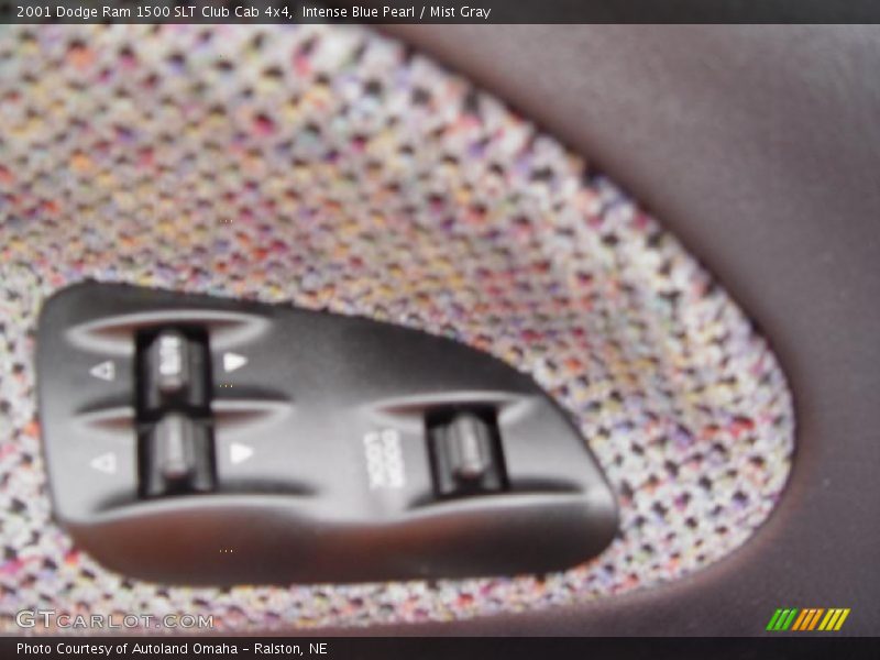 Intense Blue Pearl / Mist Gray 2001 Dodge Ram 1500 SLT Club Cab 4x4