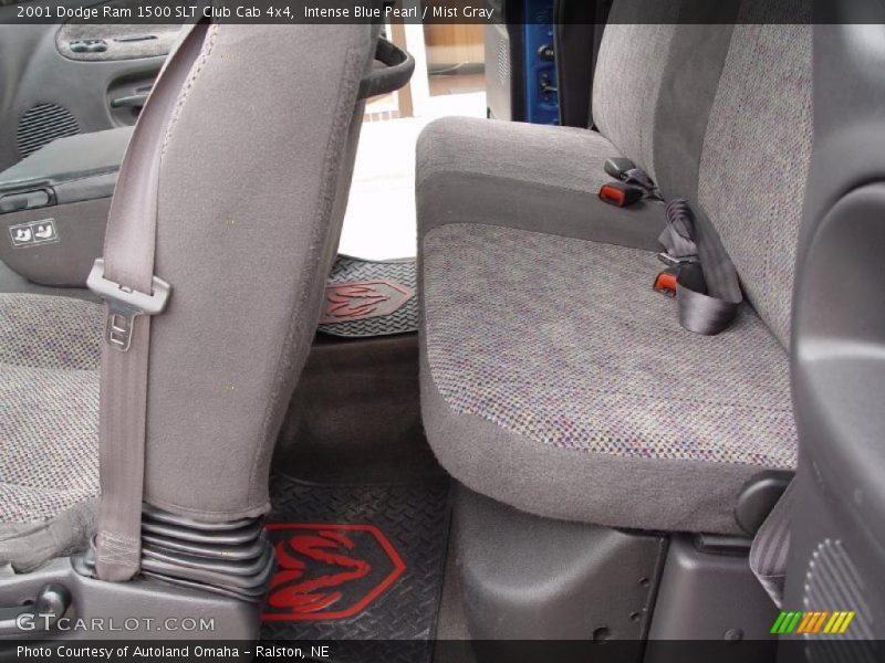 Intense Blue Pearl / Mist Gray 2001 Dodge Ram 1500 SLT Club Cab 4x4
