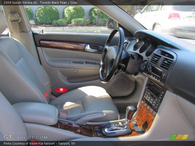 Tuxedo Black Pearl / Gray 2004 Suzuki Verona EX