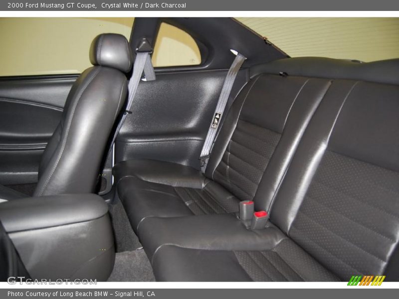 Crystal White / Dark Charcoal 2000 Ford Mustang GT Coupe