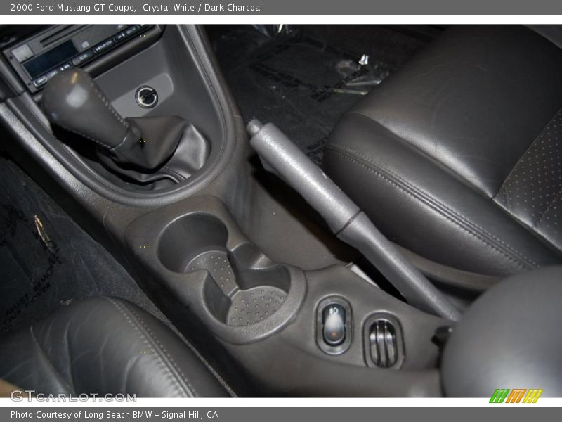 Crystal White / Dark Charcoal 2000 Ford Mustang GT Coupe