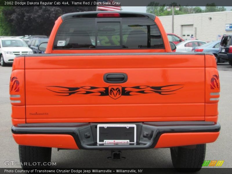 Flame Red / Dark Slate Gray 2002 Dodge Dakota Regular Cab 4x4