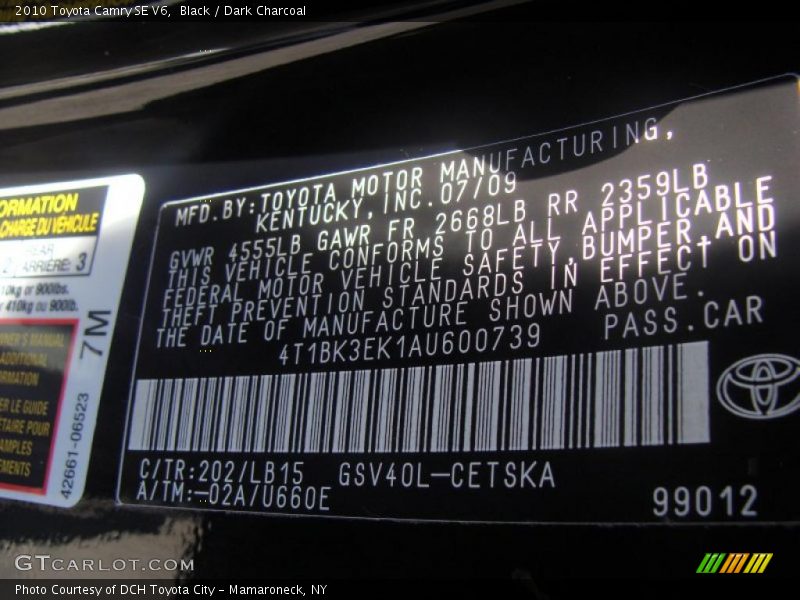 Black / Dark Charcoal 2010 Toyota Camry SE V6