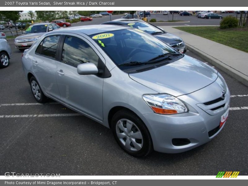 Silver Streak Mica / Dark Charcoal 2007 Toyota Yaris Sedan