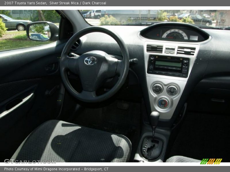 Silver Streak Mica / Dark Charcoal 2007 Toyota Yaris Sedan