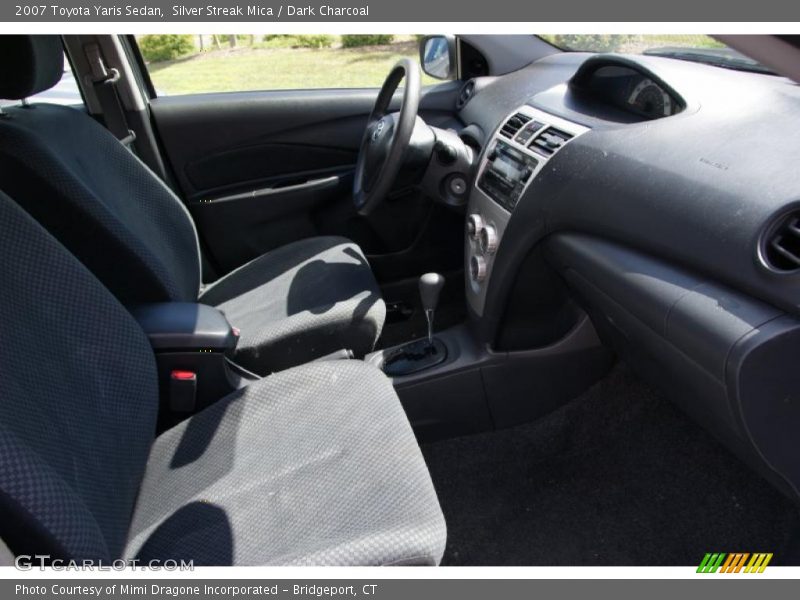 Silver Streak Mica / Dark Charcoal 2007 Toyota Yaris Sedan