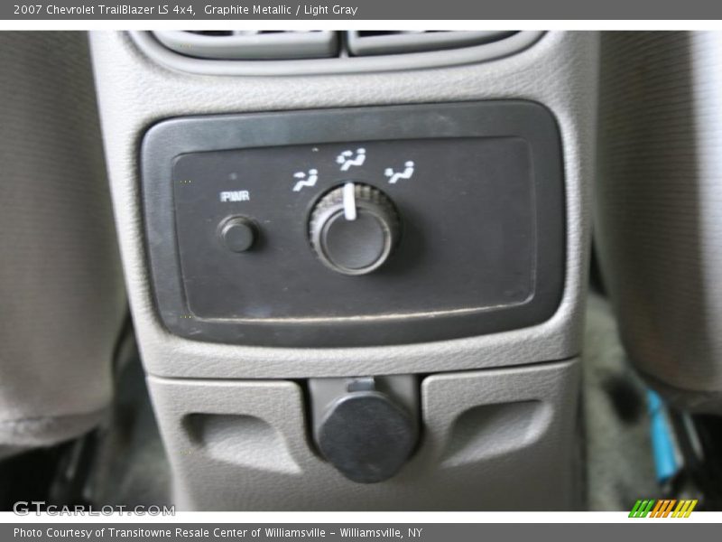 Graphite Metallic / Light Gray 2007 Chevrolet TrailBlazer LS 4x4