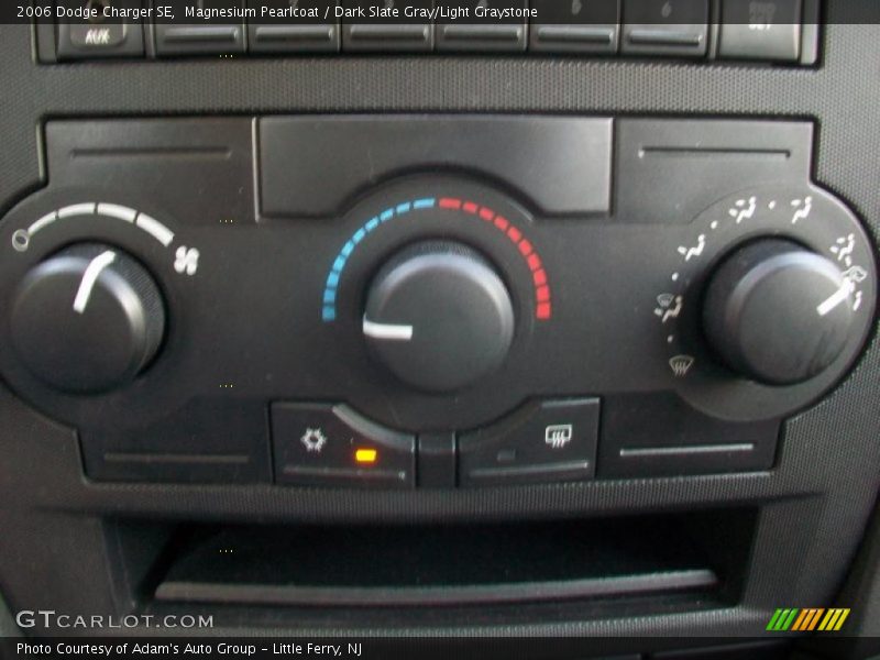 Magnesium Pearlcoat / Dark Slate Gray/Light Graystone 2006 Dodge Charger SE