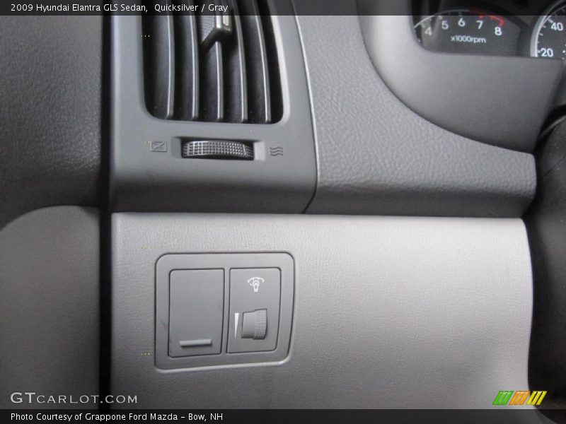 Quicksilver / Gray 2009 Hyundai Elantra GLS Sedan