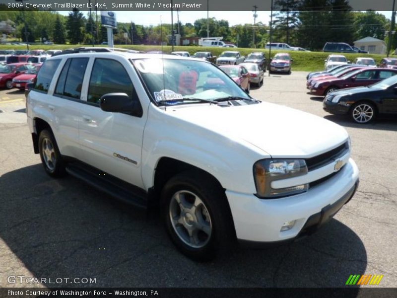 Summit White / Medium Pewter 2004 Chevrolet TrailBlazer LS 4x4