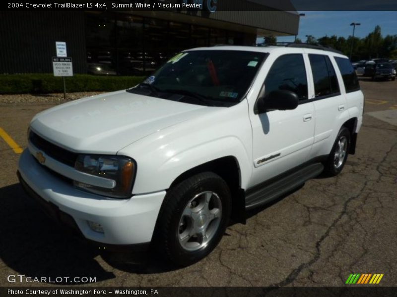 Summit White / Medium Pewter 2004 Chevrolet TrailBlazer LS 4x4