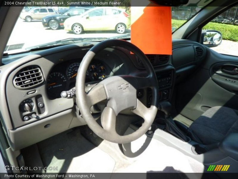 Summit White / Medium Pewter 2004 Chevrolet TrailBlazer LS 4x4