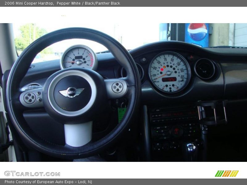 Pepper White / Black/Panther Black 2006 Mini Cooper Hardtop