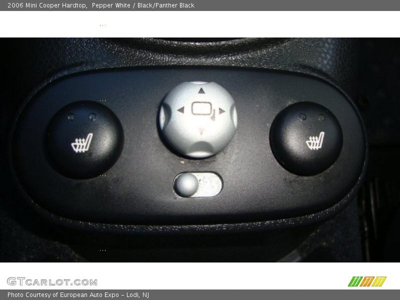 Pepper White / Black/Panther Black 2006 Mini Cooper Hardtop