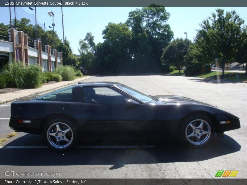 Black / Black 1989 Chevrolet Corvette Coupe