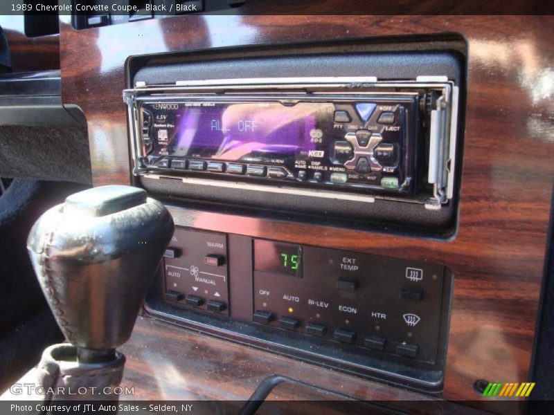 Black / Black 1989 Chevrolet Corvette Coupe