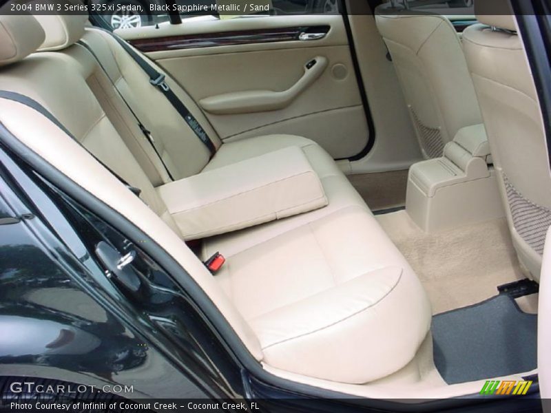 Black Sapphire Metallic / Sand 2004 BMW 3 Series 325xi Sedan