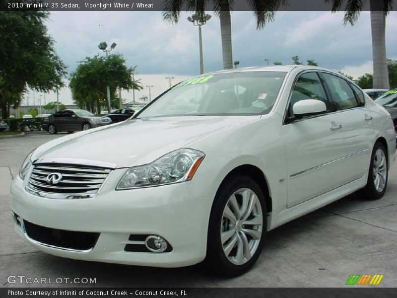 Moonlight White / Wheat 2010 Infiniti M 35 Sedan