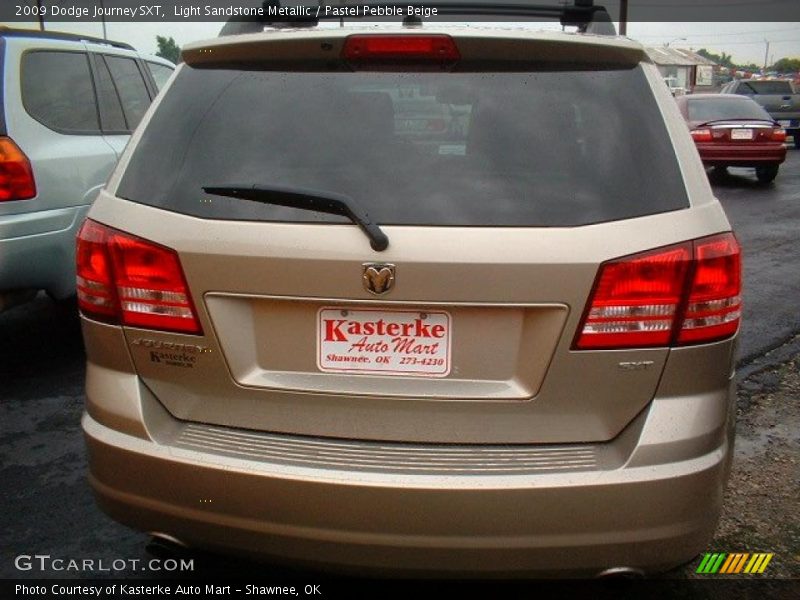 Light Sandstone Metallic / Pastel Pebble Beige 2009 Dodge Journey SXT