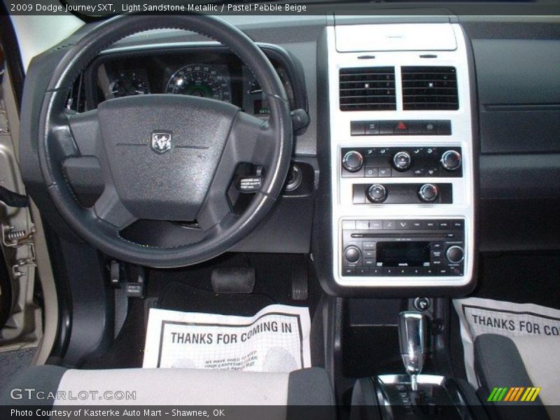 Light Sandstone Metallic / Pastel Pebble Beige 2009 Dodge Journey SXT