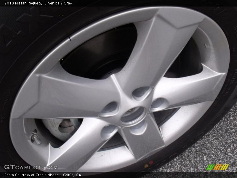 Silver Ice / Gray 2010 Nissan Rogue S